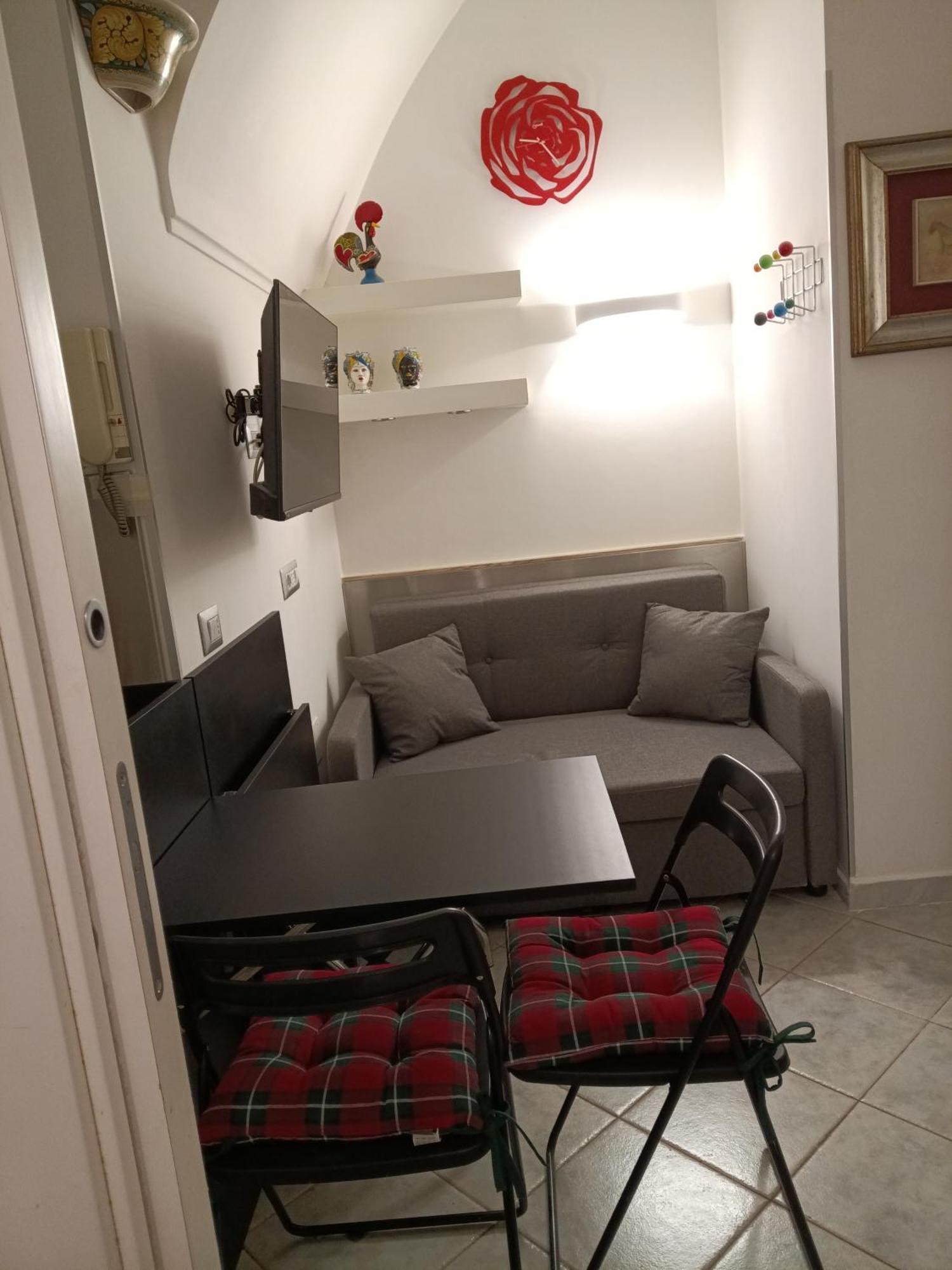 La Residenza Napoli Chiaia Short Let Apartment Superior Via Chiaia 82 外观 照片